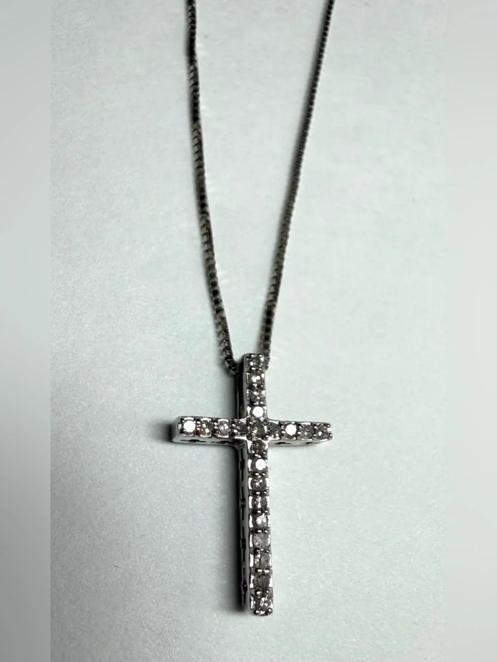 10k White Gold .30ctw Natural Diamond Cross Pendant Necklace